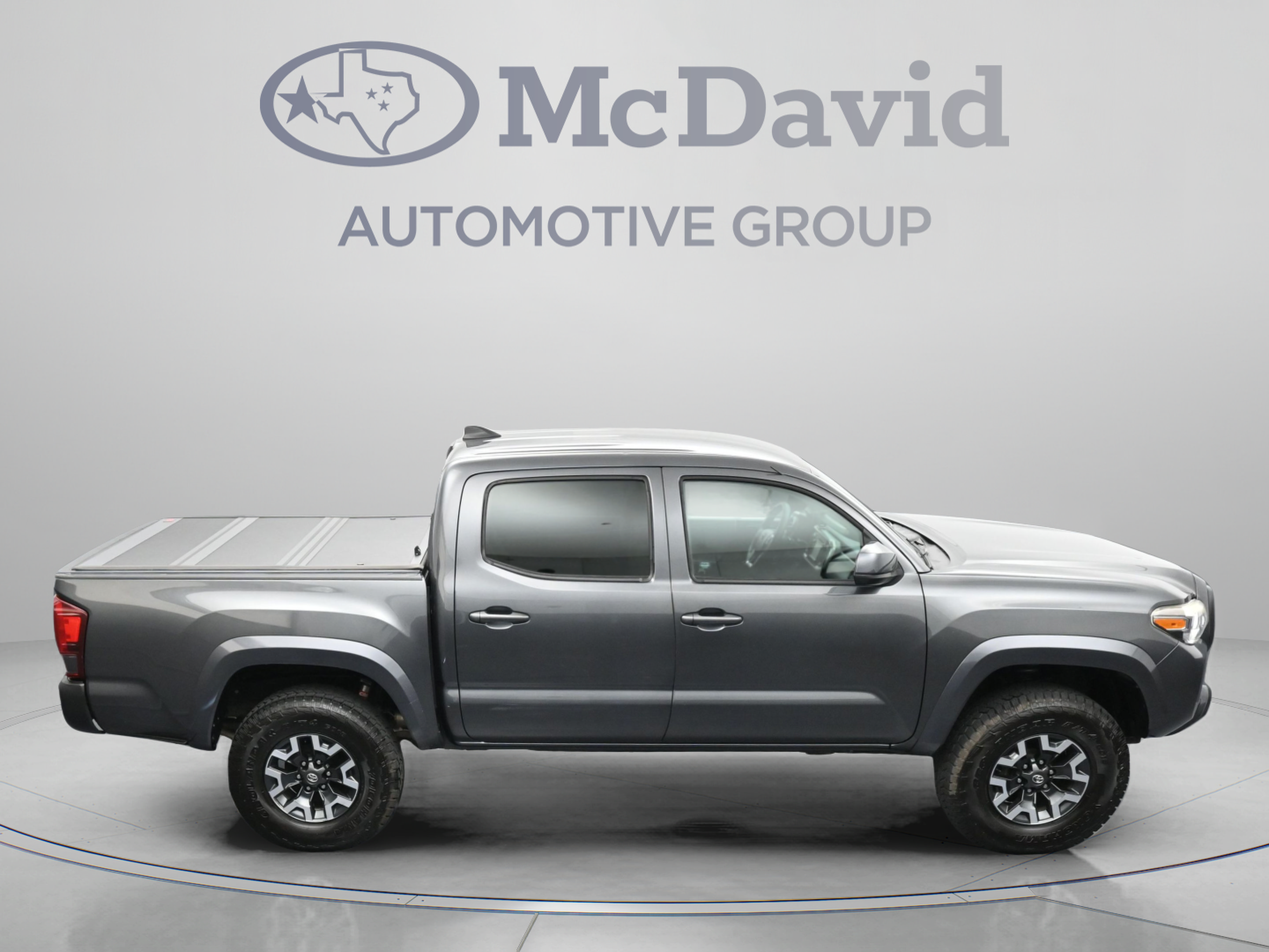 Used 2019 Toyota Tacoma SR5 AWD/4WD image 39