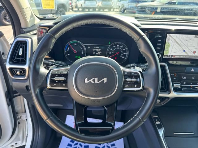 Used 2023 Kia Sorento EX AWD/4WD image 17