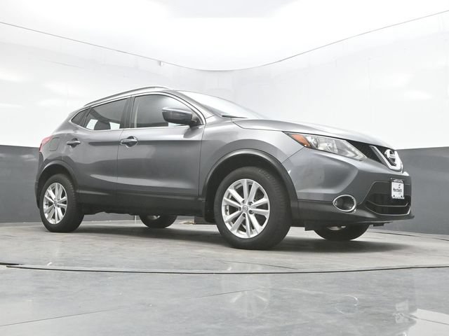 Used 2017 Nissan Rogue Sport SV w/ SV All-Weather Package AWD/4WD image 40