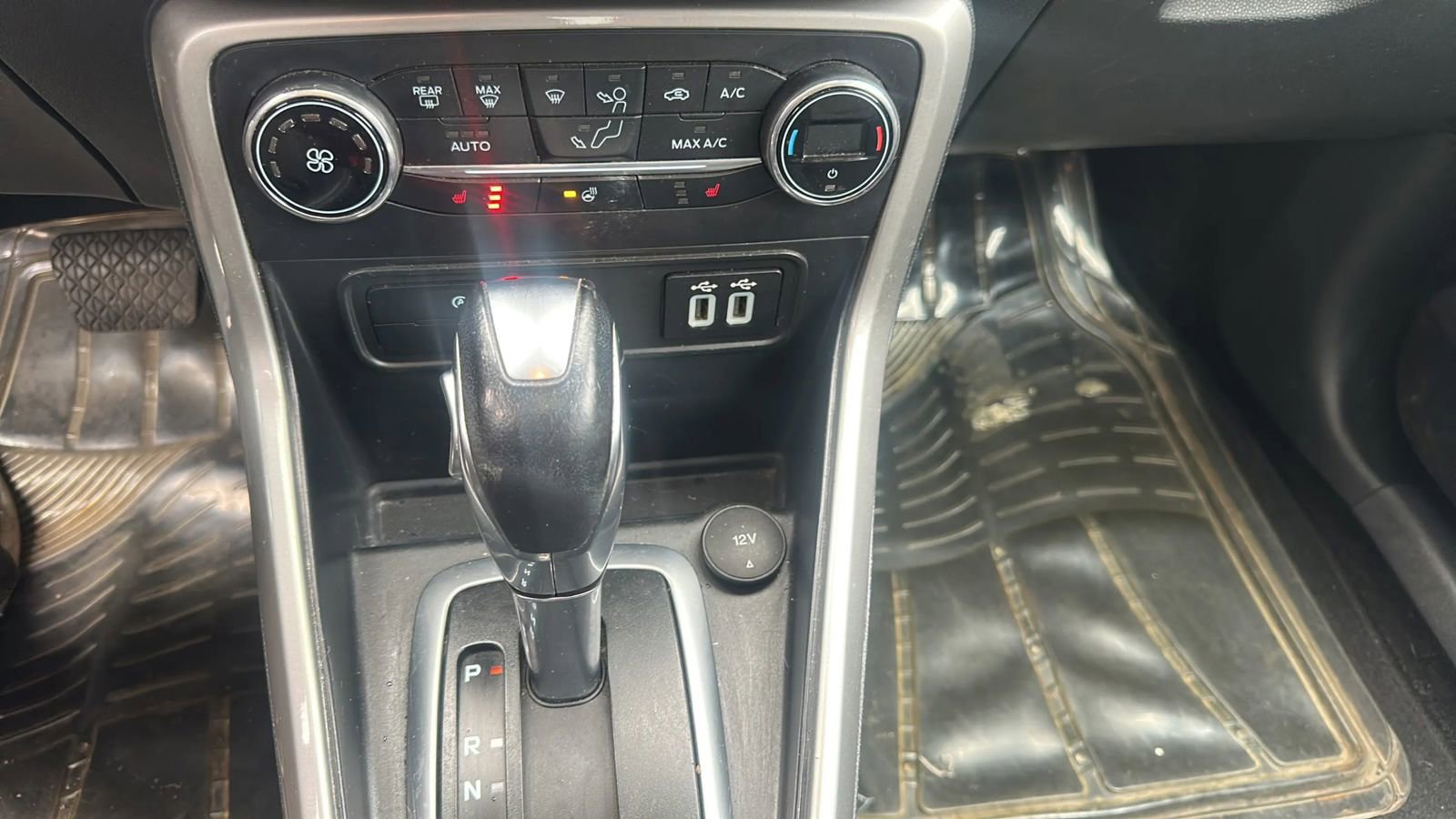 Used 2020 Ford EcoSport Titanium AWD/4WD image 23