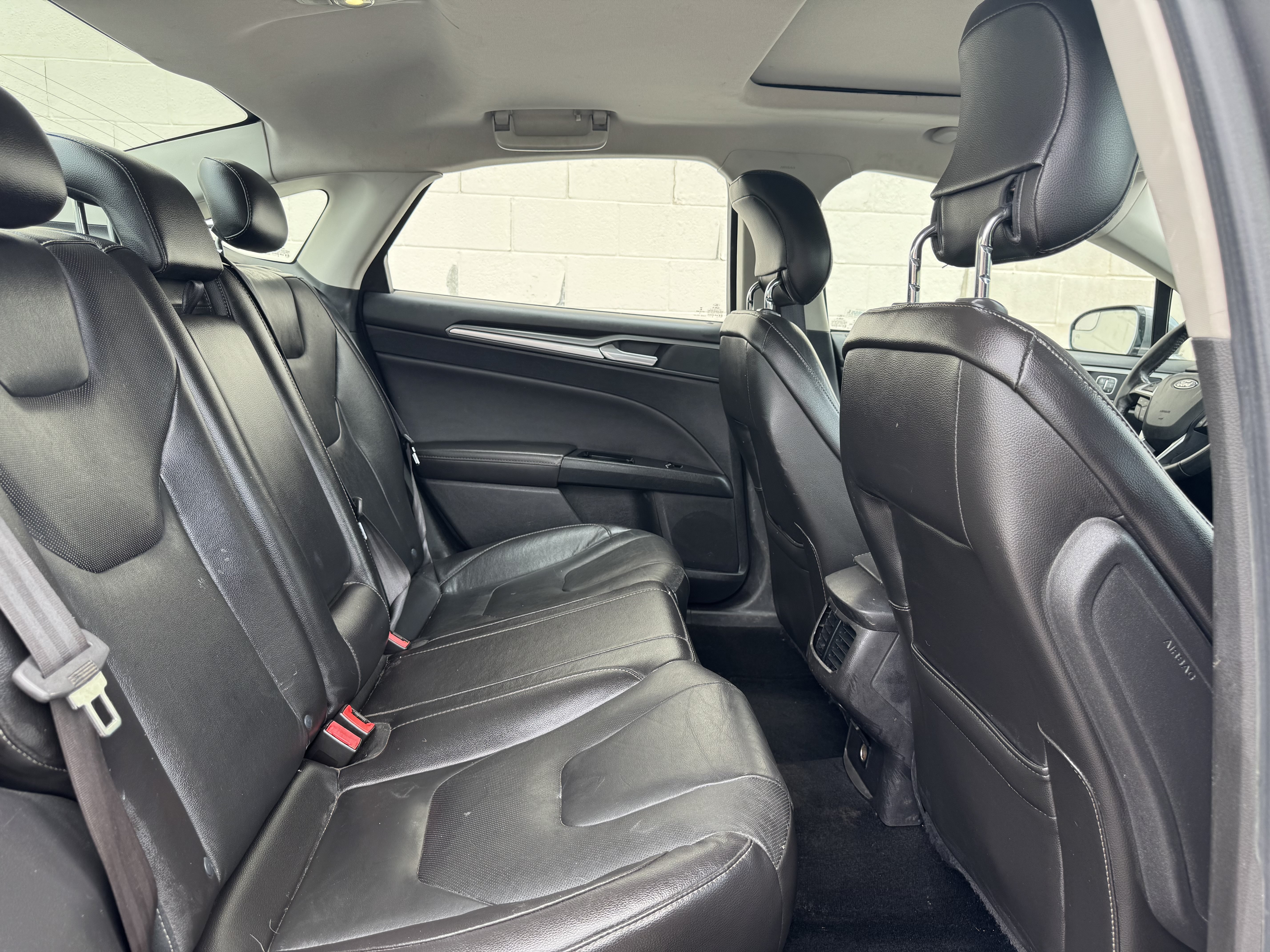 Used 2013 Ford Fusion Titanium FWD image 8