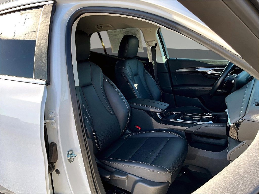 Used 2024 Buick Envision Preferred AWD/4WD image 31