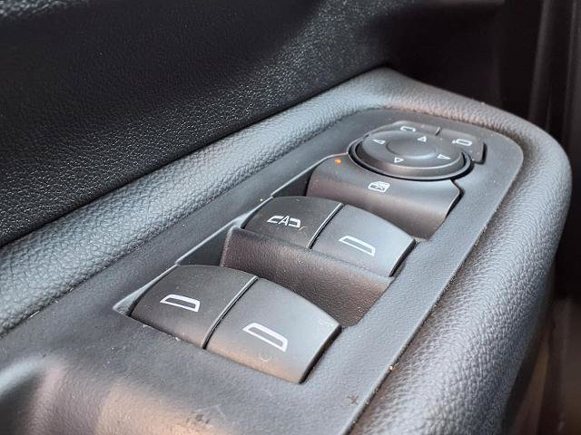 Used 2021 GMC Terrain SLE w/ Driver Convenience Package FWD image 17