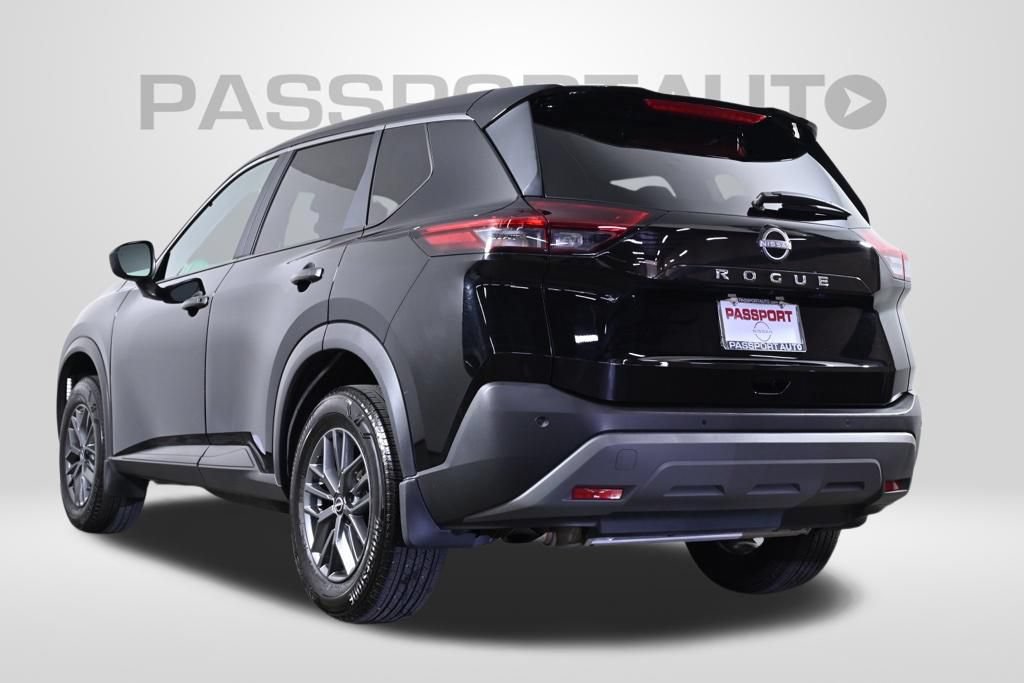 Certified 2023 Nissan Rogue S FWD image 5