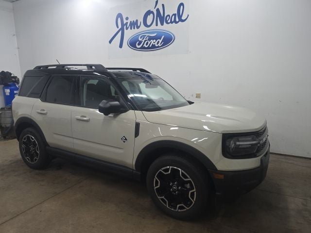 Used 2025 Ford Bronco Sport Outer Banks w/ Outer Banks Tech Package+ AWD/4WD image 1