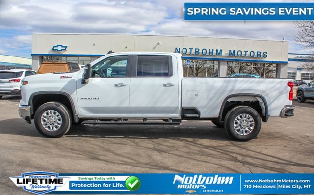 Used 2025 Chevrolet Silverado 3500 LT w/ Convenience Package AWD/4WD image 4