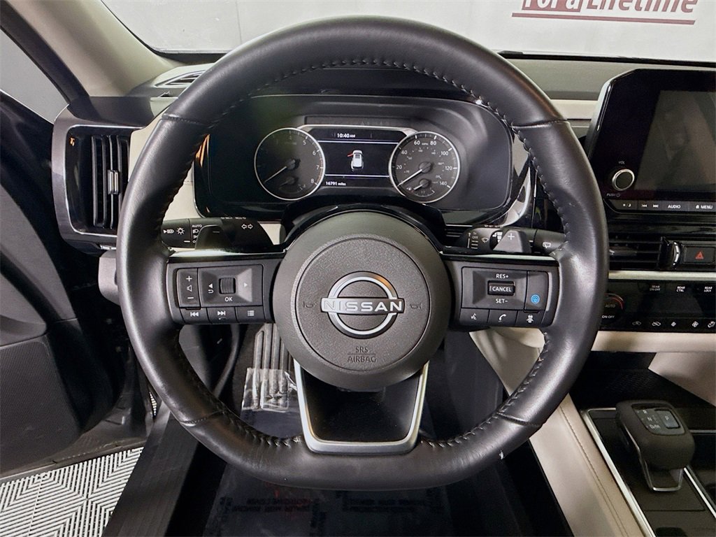 Certified 2022 Nissan Pathfinder SV w/ SV Premium Package image 21