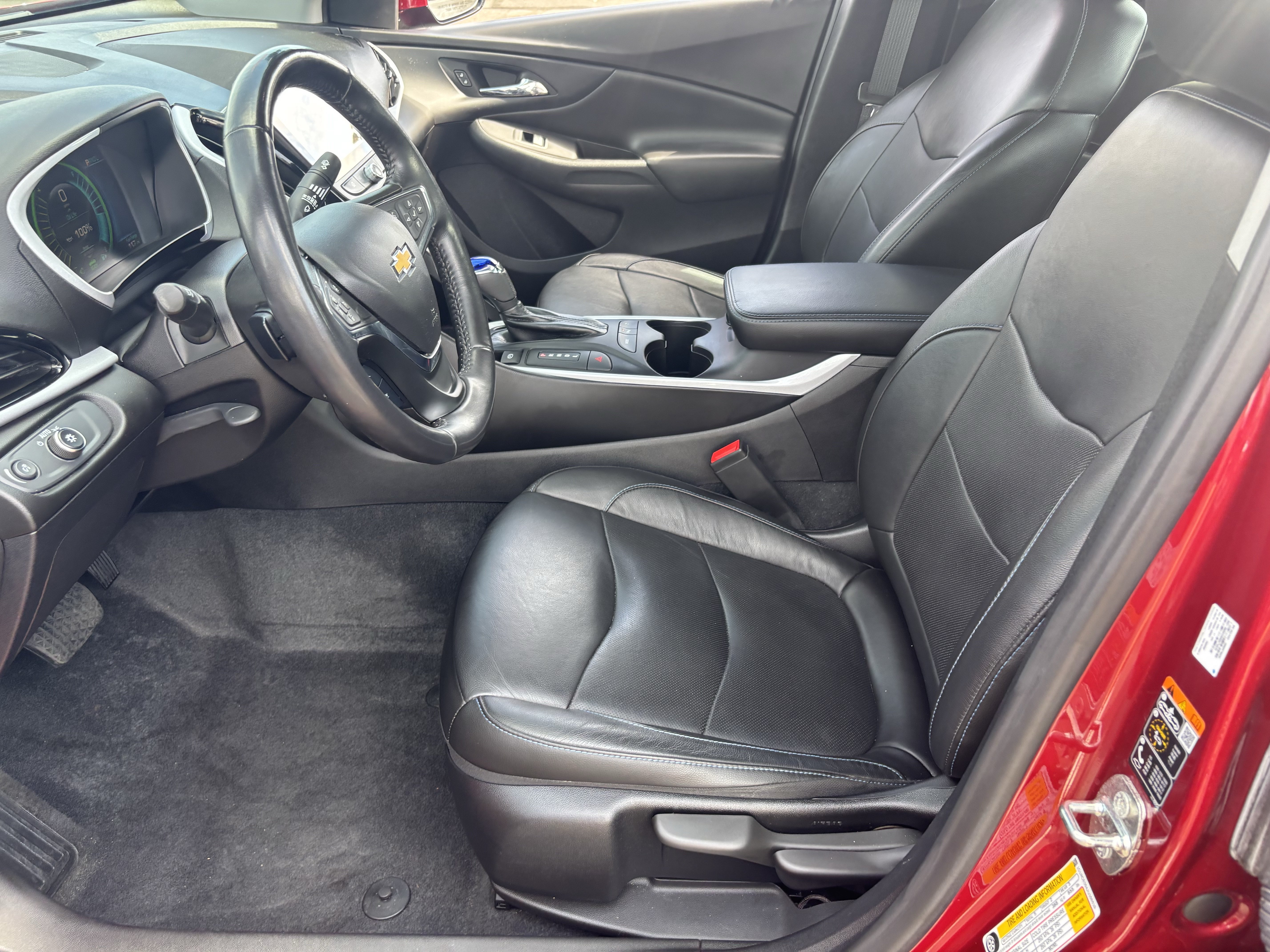 Used 2018 Chevrolet Volt LT w/ LT Driver Confidence Package FWD image 17