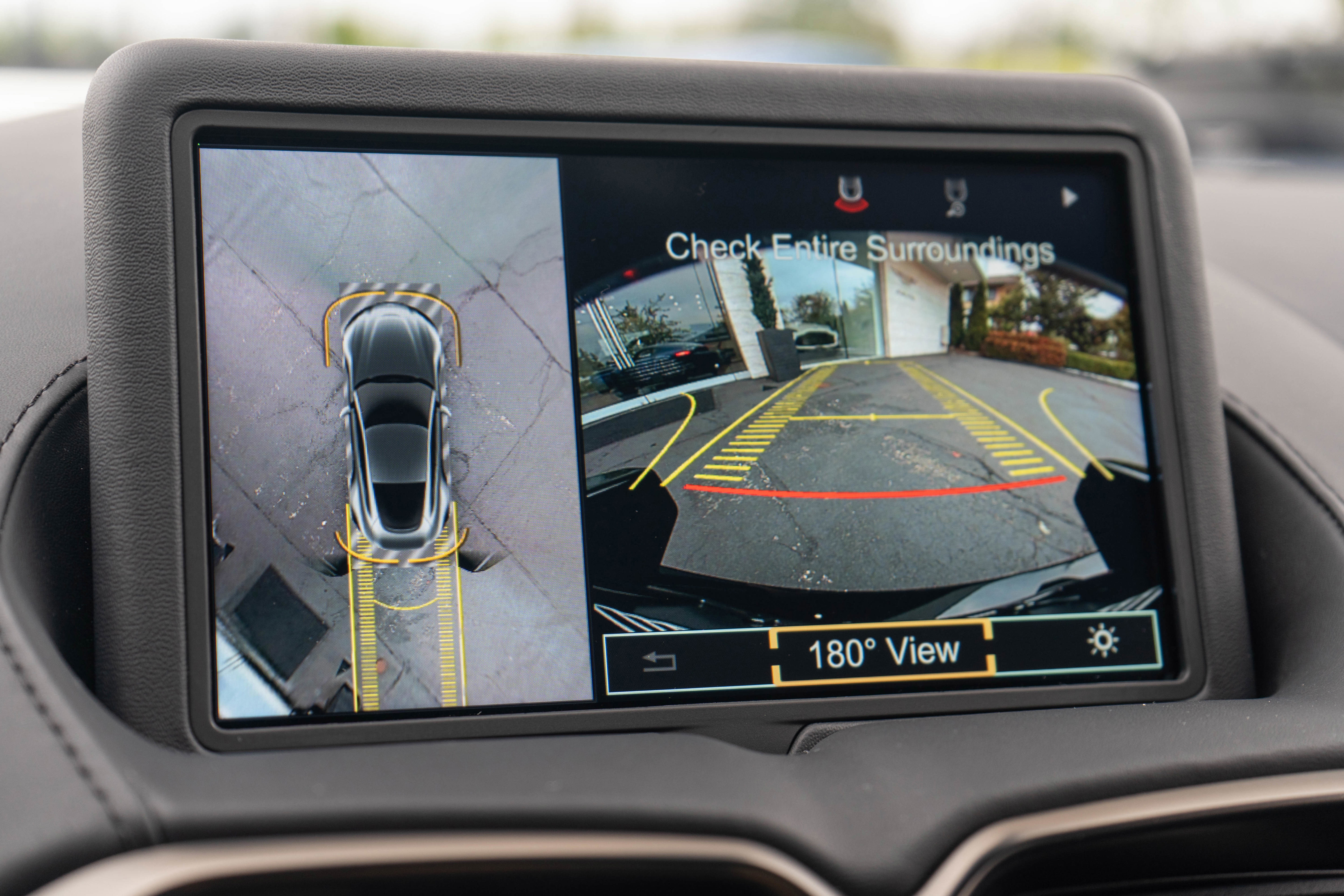 Used 2022 Aston Martin V8 Vantage Coupe image 36