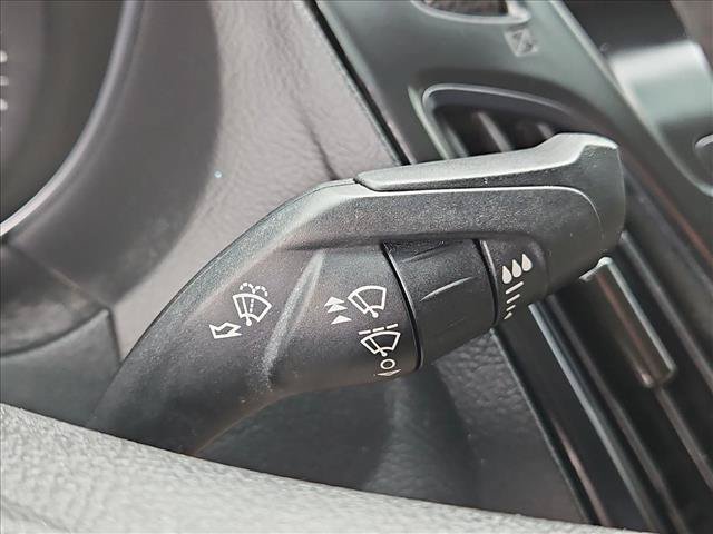 Used 2018 Ford Focus SE FWD image 14