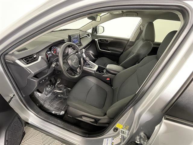 Certified 2022 Toyota RAV4 LE image 9