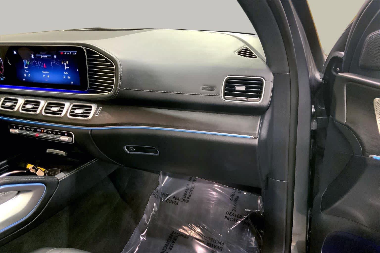 Used 2025 Mercedes-Benz GLS 450 4MATIC image 19