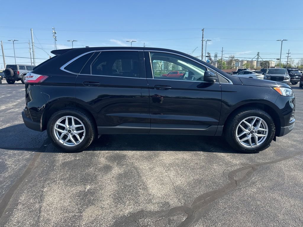 Used 2024 Ford Edge SEL w/ Convenience Package AWD/4WD image 8