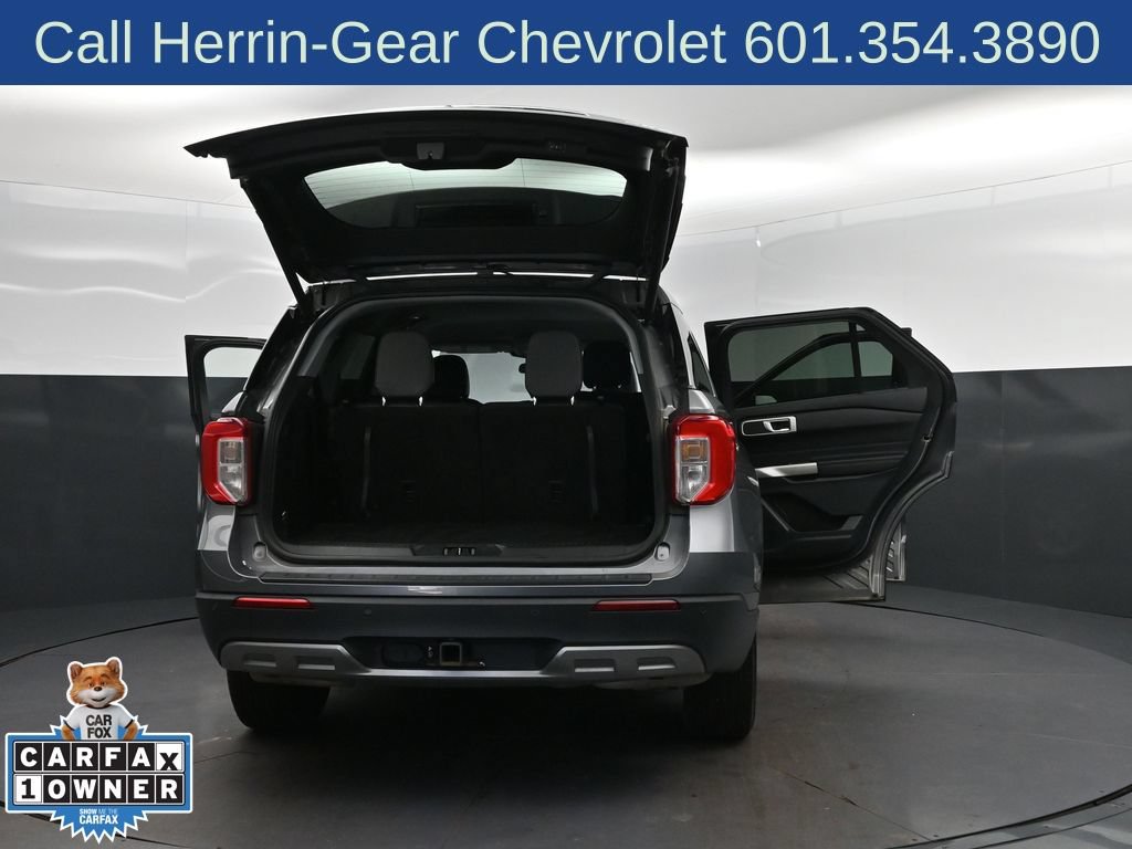 Used 2023 Ford Explorer XLT w/ Equipment Group 202A AWD/4WD image 51
