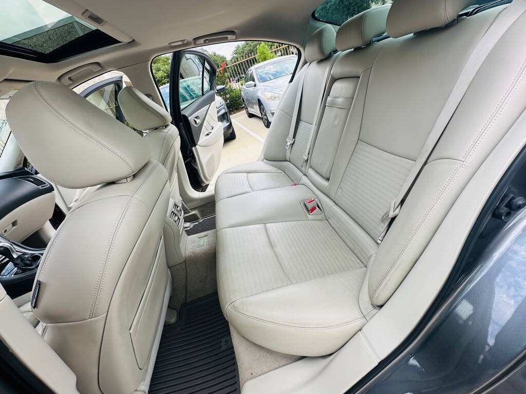 Used 2014 INFINITI Q50 w/ Navigation Package RWD image 19