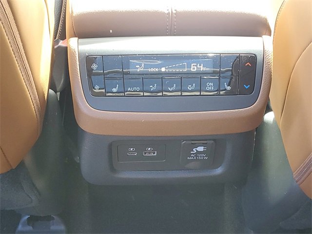 New 2025 Nissan Pathfinder Platinum w/ Cargo Package image 21