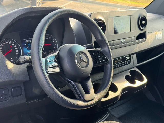 Used 2023 Mercedes-Benz Sprinter 2500 image 19
