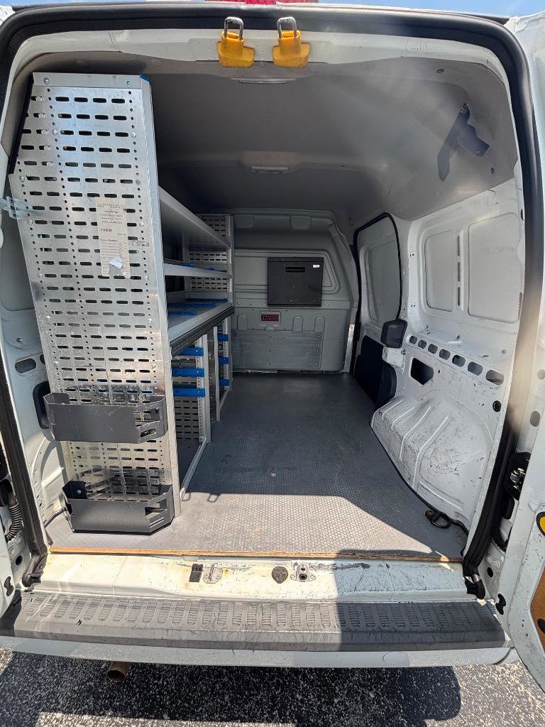 Used 2013 Ford Transit Connect XLT image 25