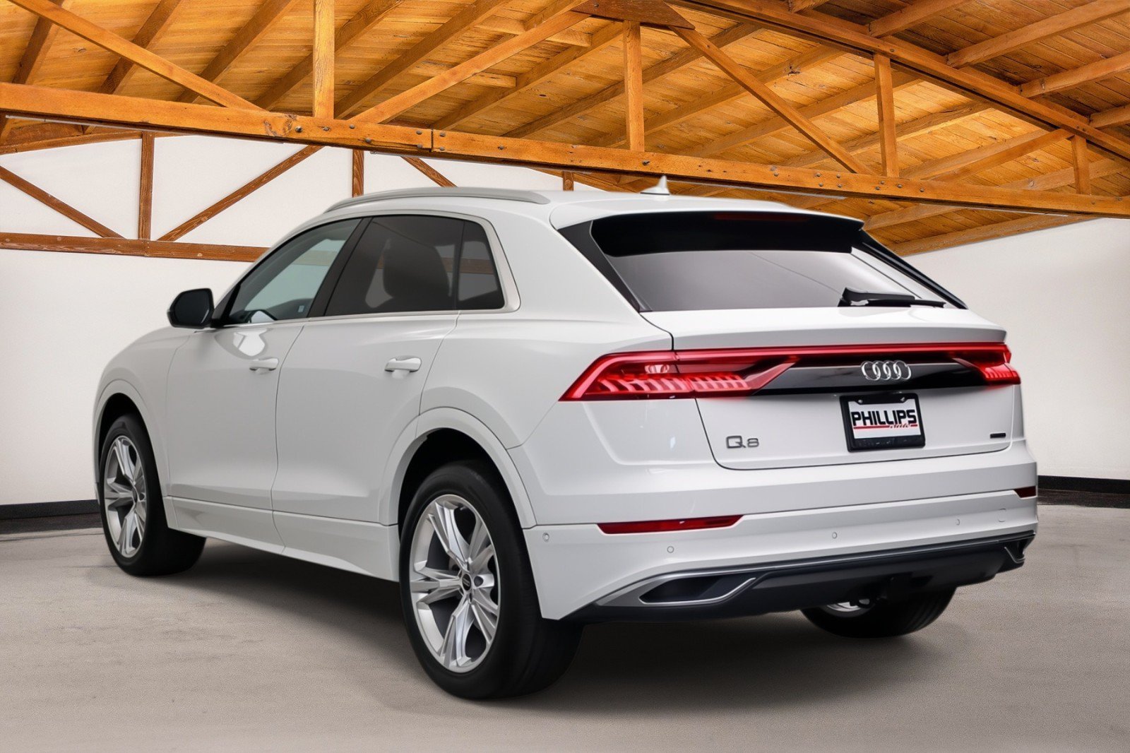 Used 2023 Audi Q8 Premium Plus w/ Premium Plus Package AWD/4WD image 3