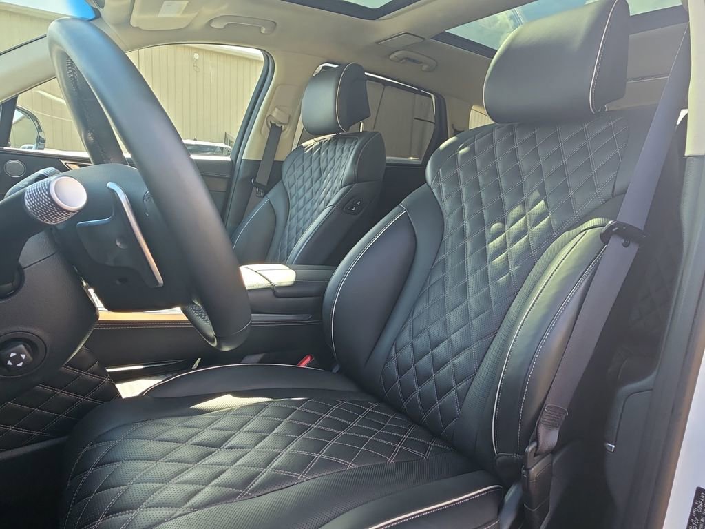 Used 2024 Genesis GV80 3.5T w/ Prestige Package image 25