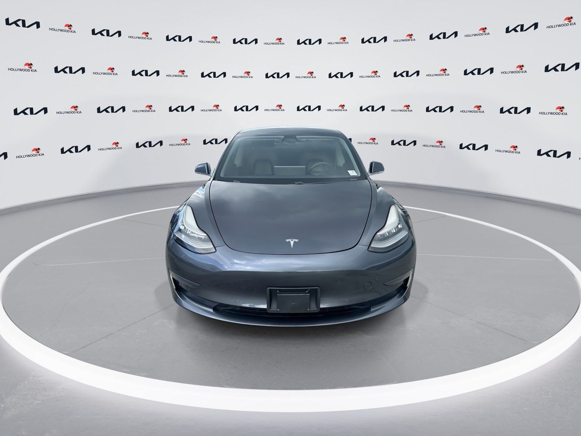 Used 2019 Tesla Model 3 Long Range RWD image 3