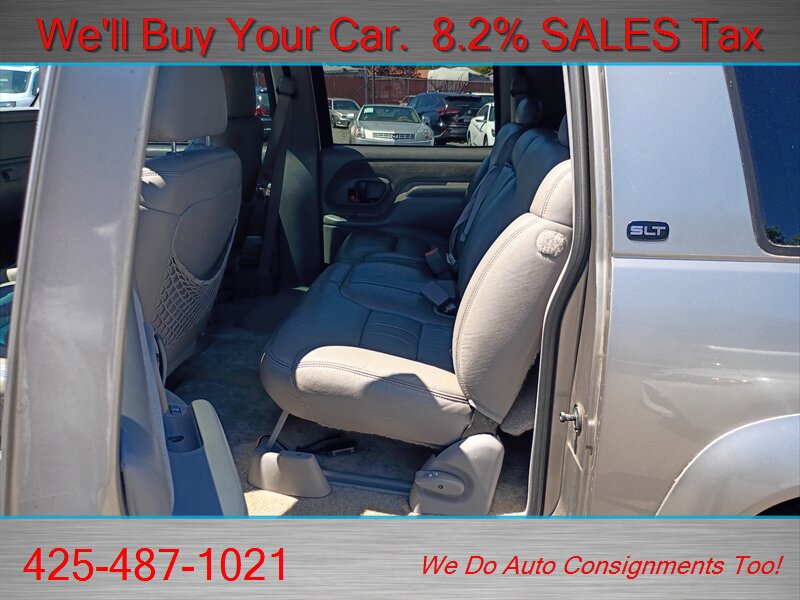 Used 1999 GMC Suburban 2500 AWD/4WD image 25