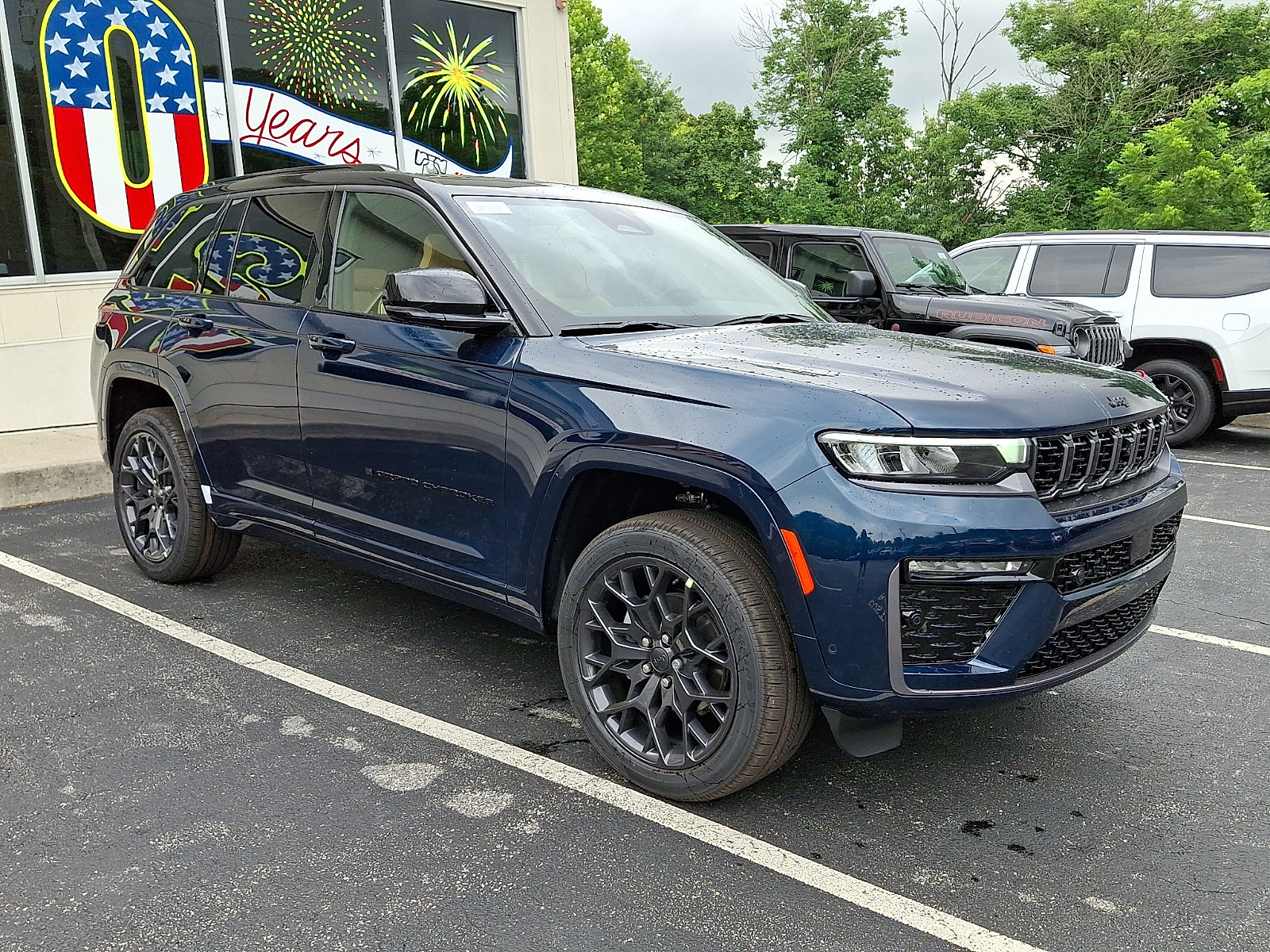 New 2026 Jeep Grand Cherokee Summit w/ Obsidian Package AWD/4WD image 2
