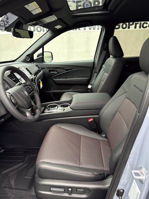 New 2026 Honda Ridgeline Black Edition image 15