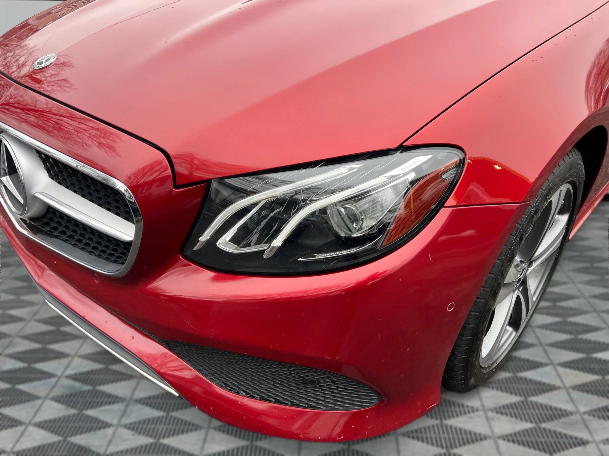 Used 2018 Mercedes-Benz E 400 4MATIC Coupe w/ Premium 1 Package image 22