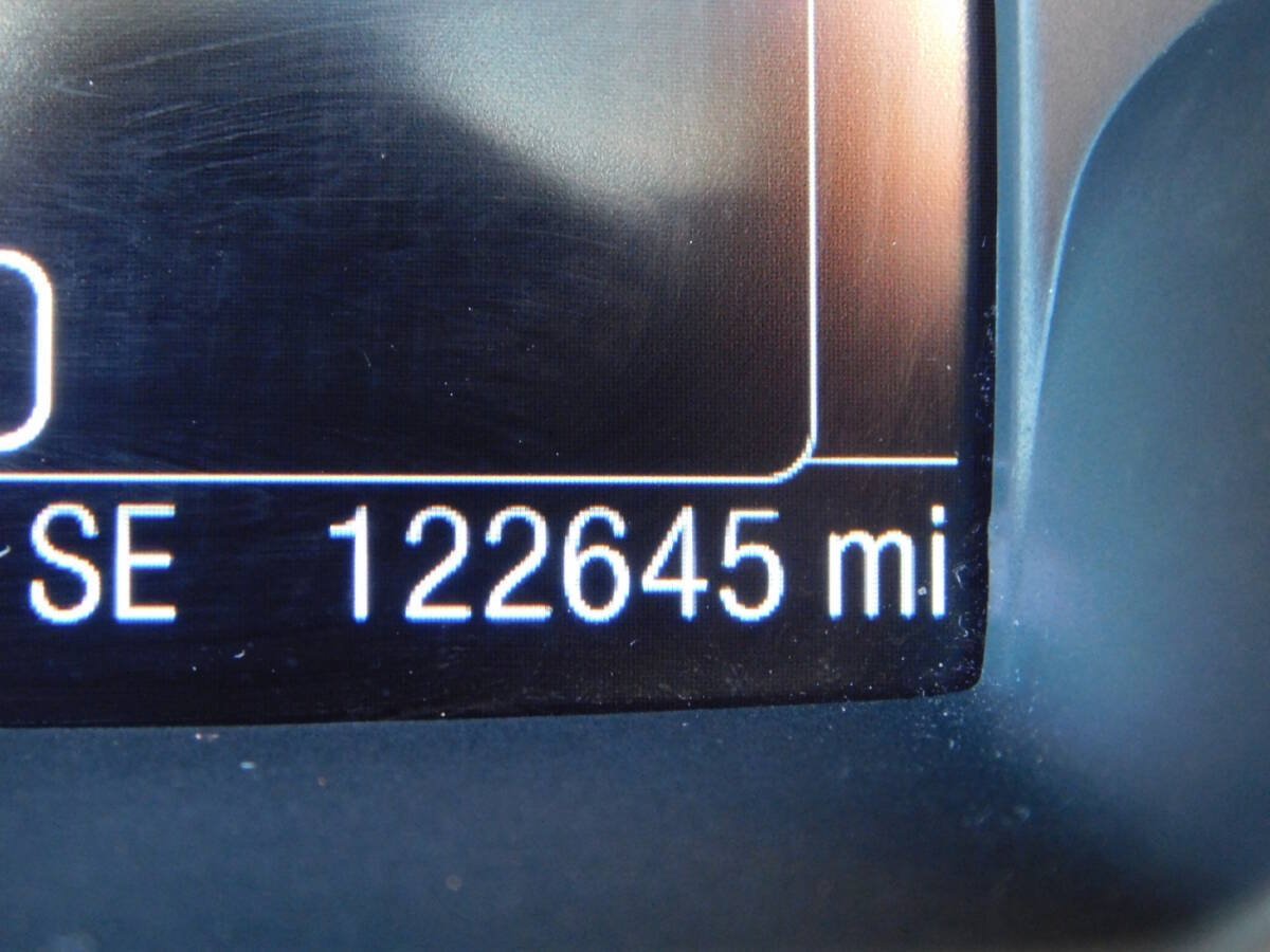 Used 2016 Ford Escape Titanium w/ Equipment Group 301A AWD/4WD image 11