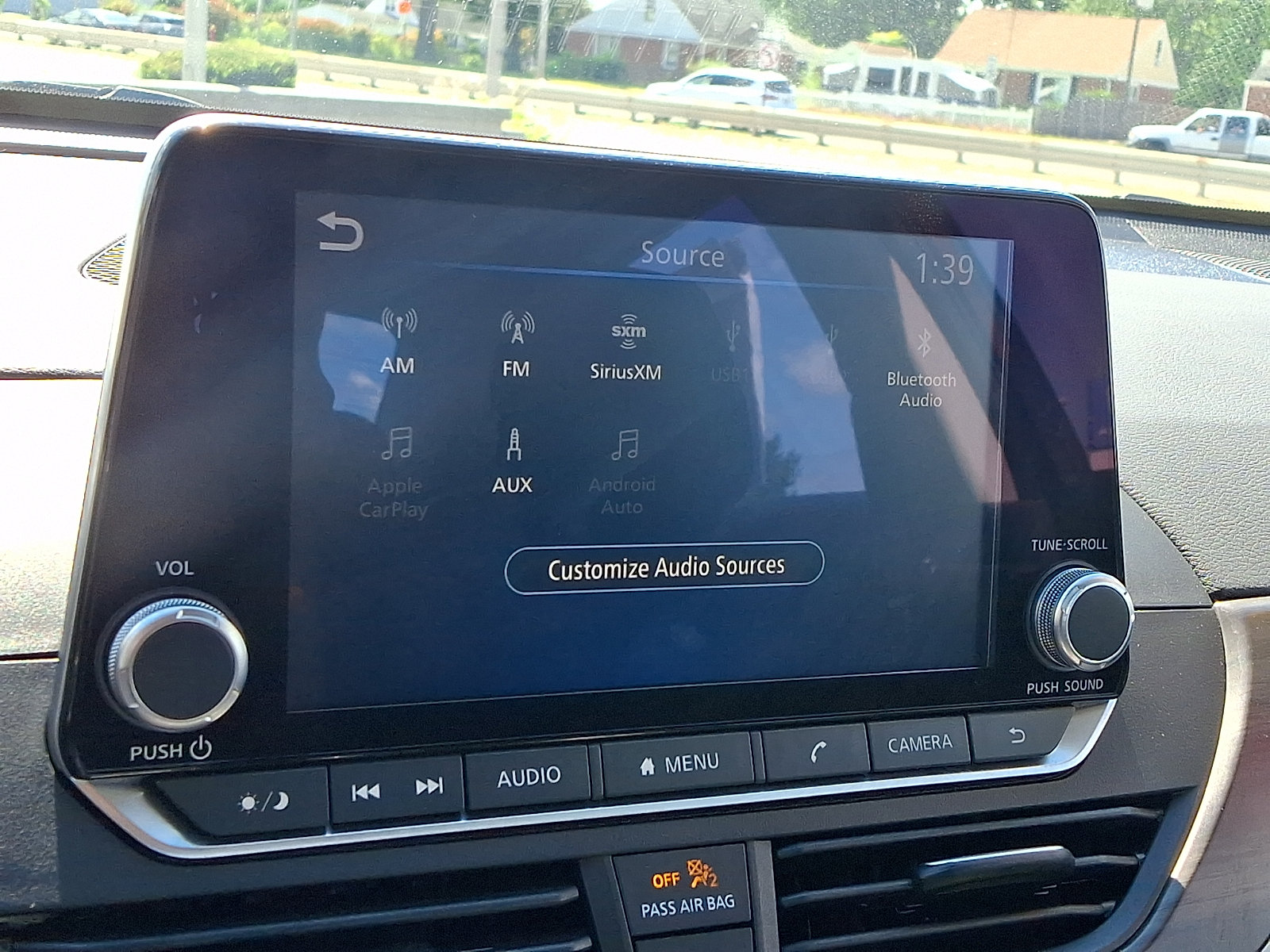 Used 2024 Nissan Altima 2.5 SV FWD image 25
