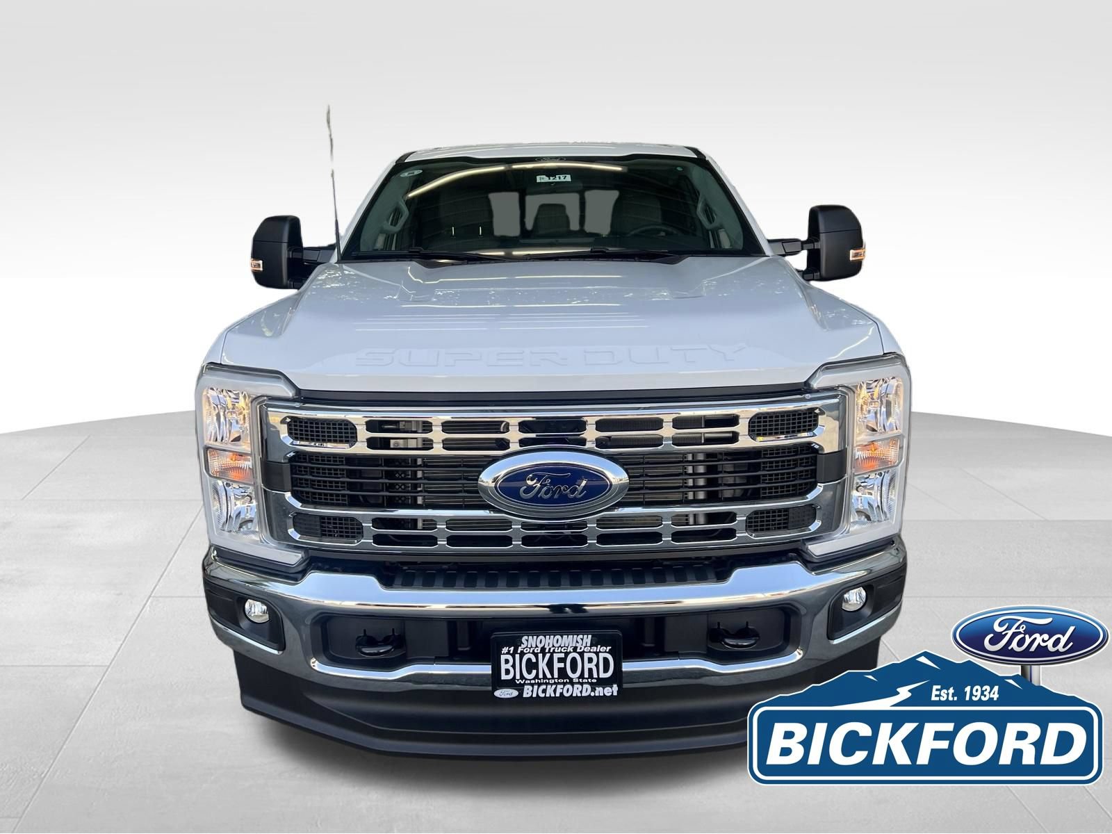 New 2026 Ford F250 XLT w/ FX4 Off-Road Package AWD/4WD image 2