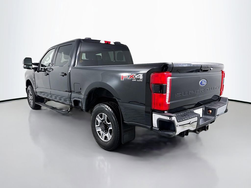 Used 2023 Ford F350 Lariat w/ Lariat Ultimate Package AWD/4WD image 3