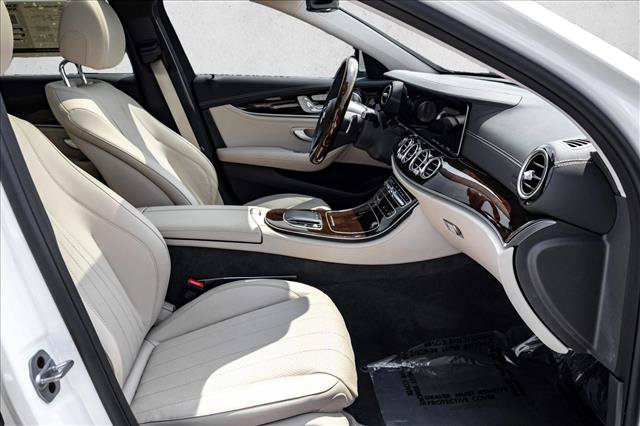 Certified 2022 Mercedes-Benz E 350 4MATIC Sedan image 27