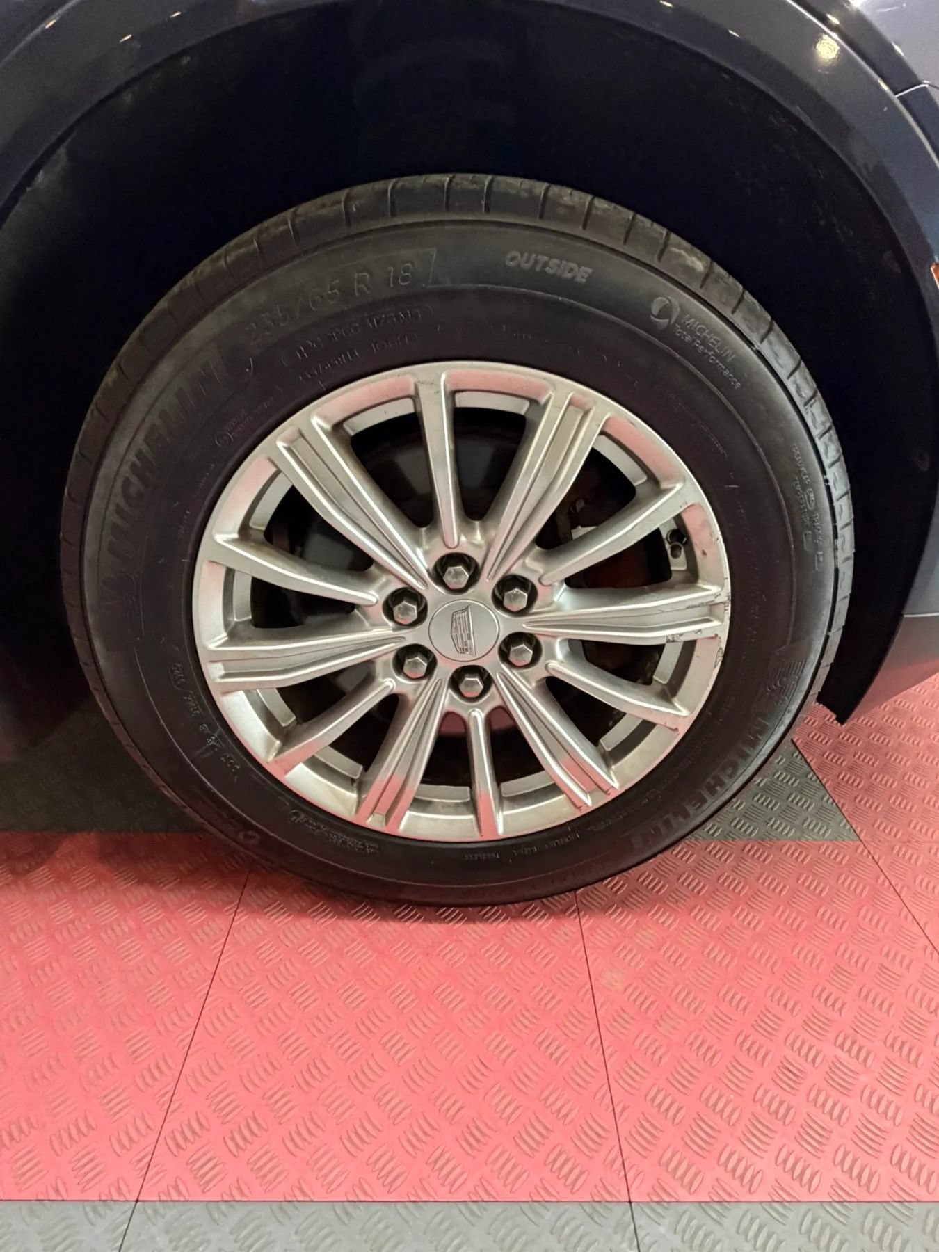 Used 2019 Cadillac XT5 FWD image 44