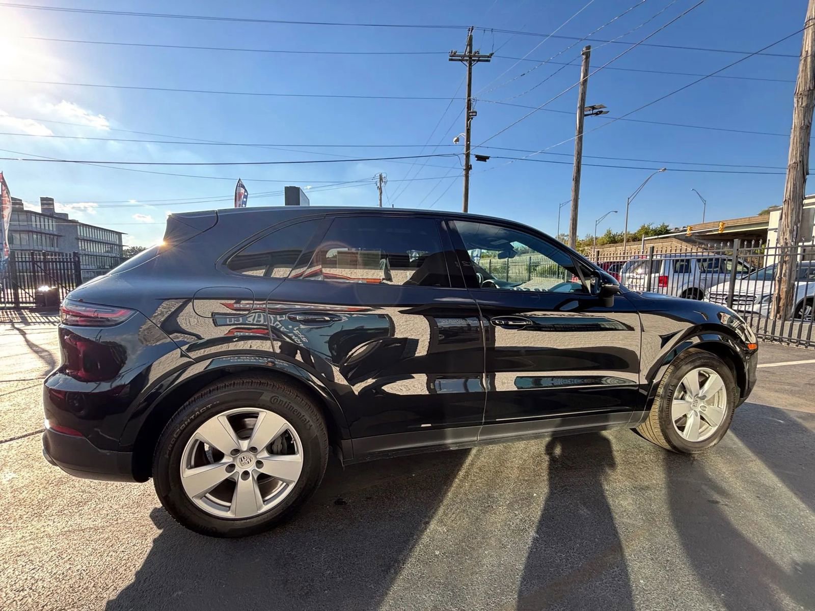 Used 2019 Porsche Cayenne S image 9