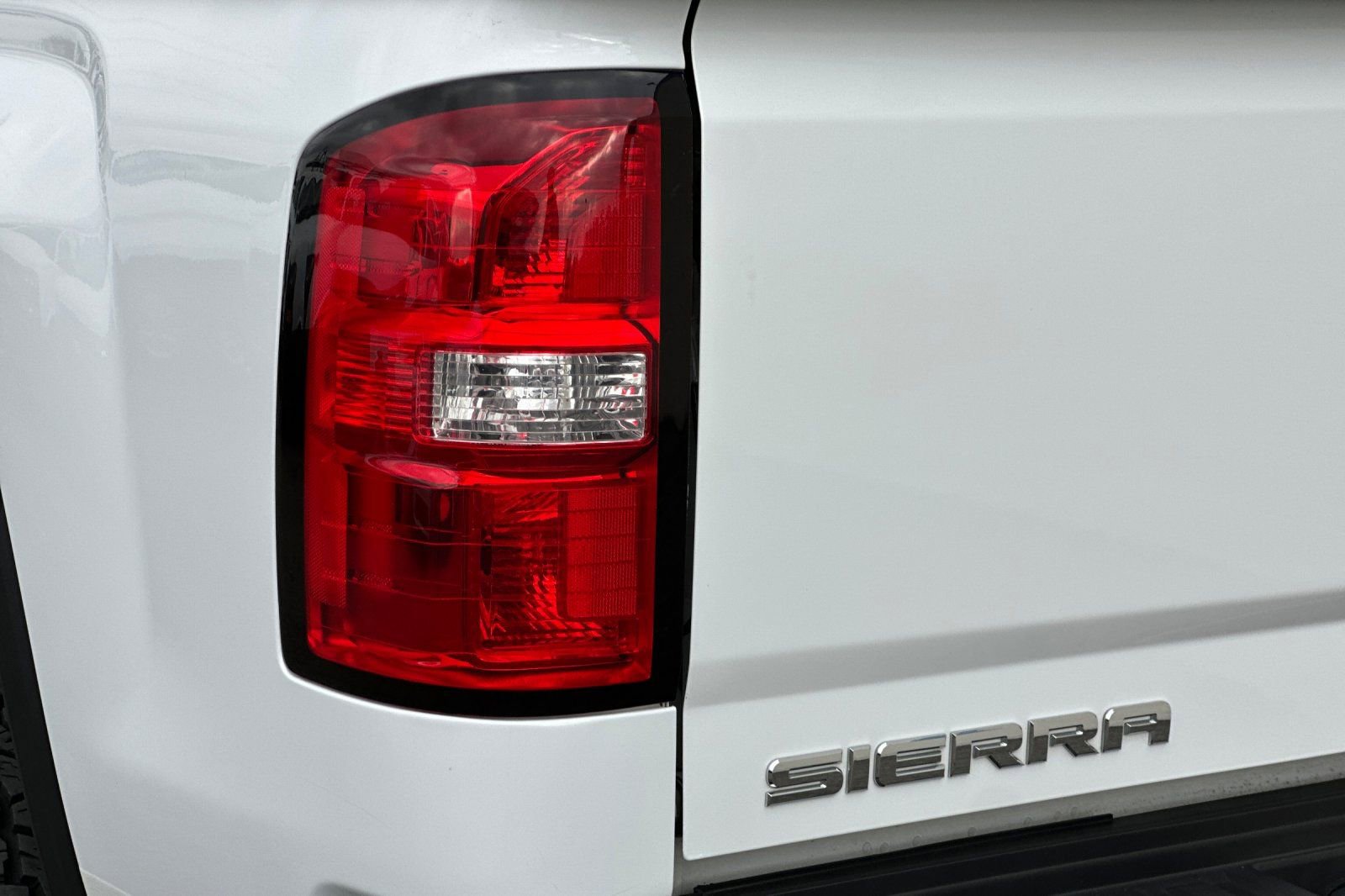 Certified 2016 GMC Sierra 2500 SLT w/ Duramax Plus Package AWD/4WD image 36
