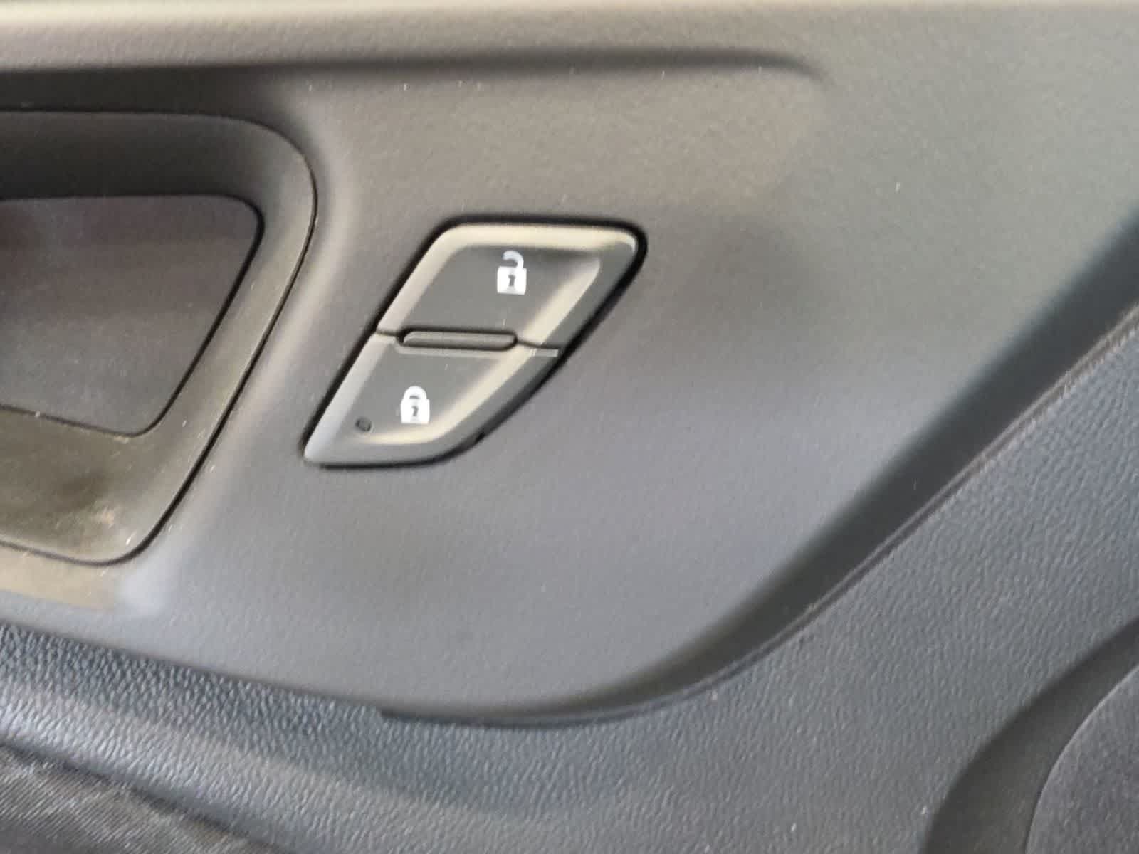 Used 2022 Chevrolet Malibu RS FWD image 17