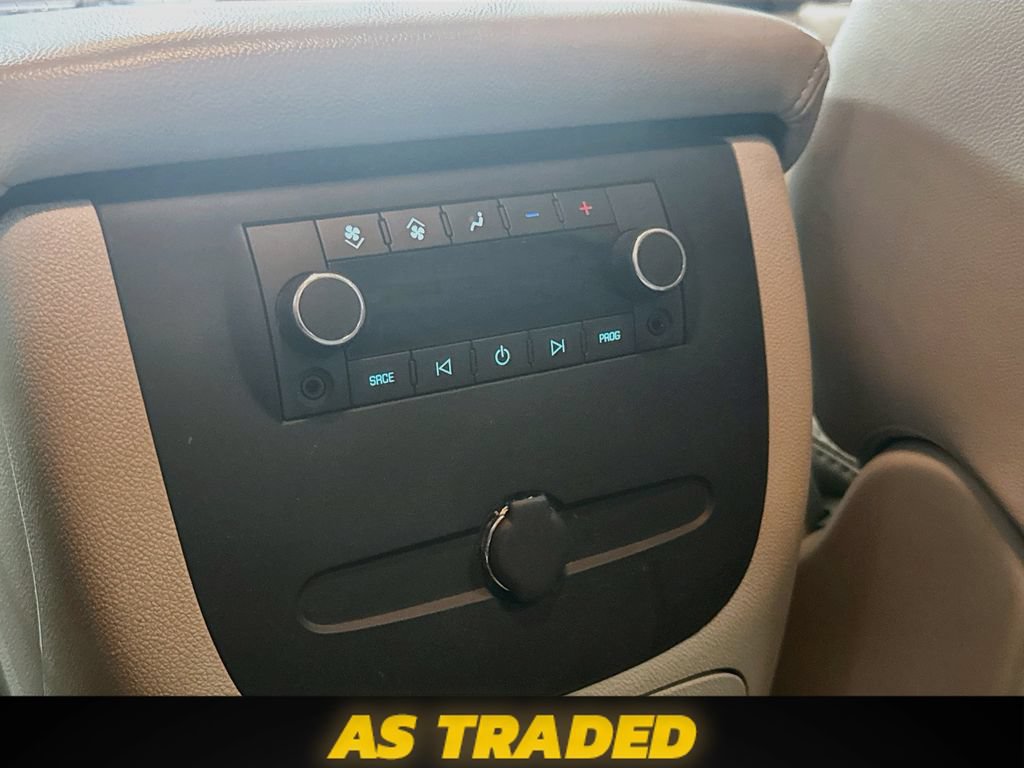Used 2007 Chevrolet Suburban LT w/ LT Preferred Equipment Group AWD/4WD image 23