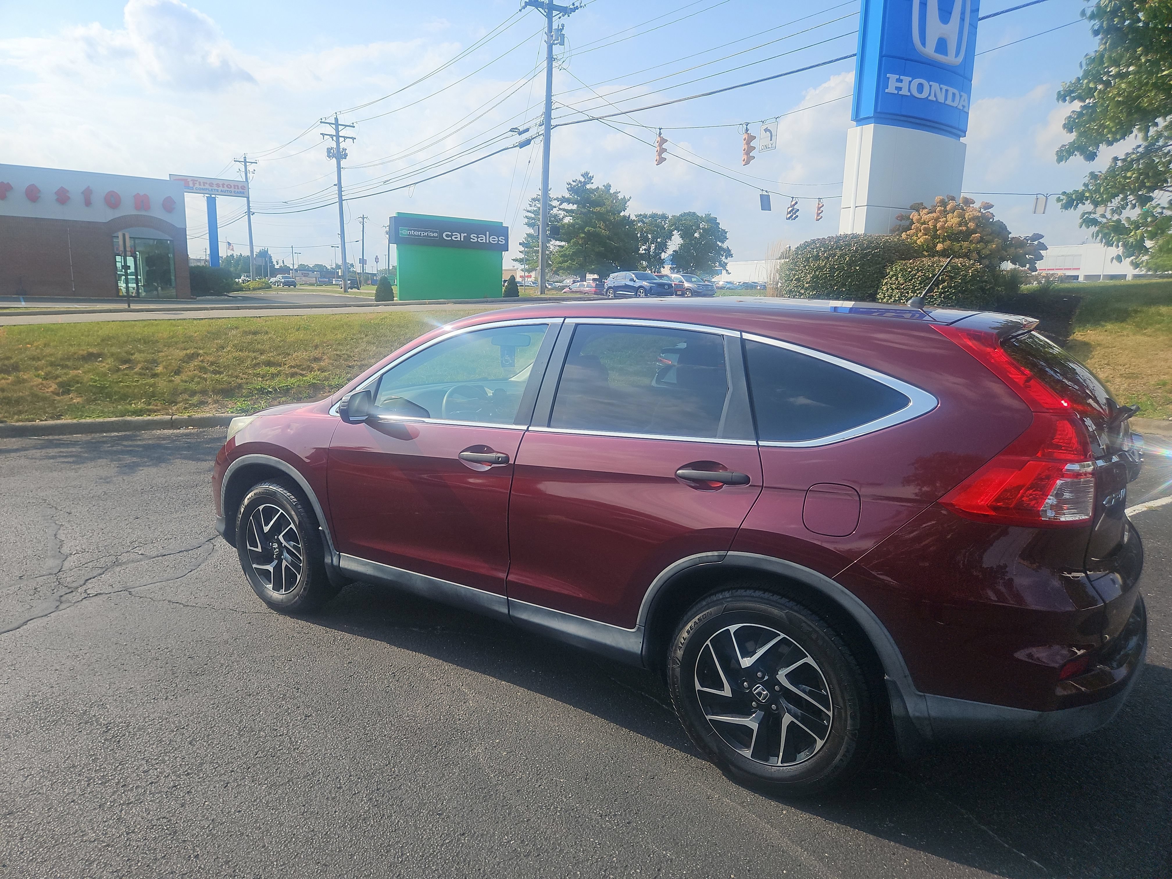 Used 2016 Honda CR-V SE image 4