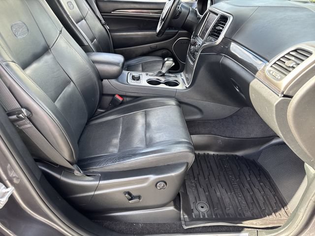 Used 2018 Jeep Grand Cherokee Overland AWD/4WD image 28