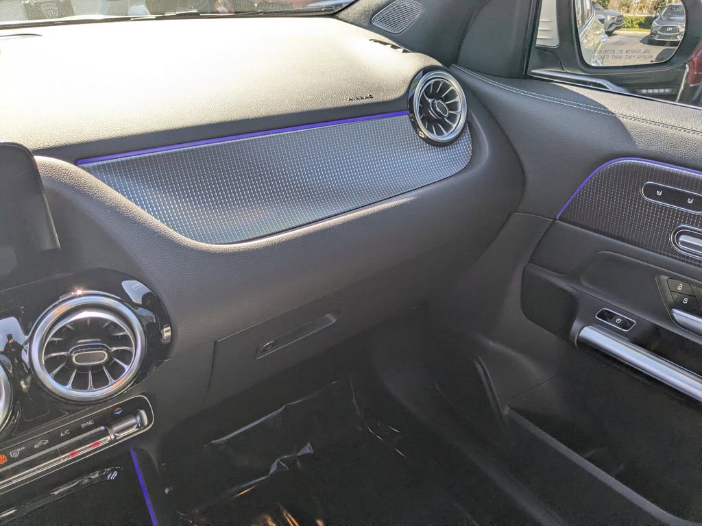 New 2022 Mercedes-Benz GLA 250 4MATIC image 4