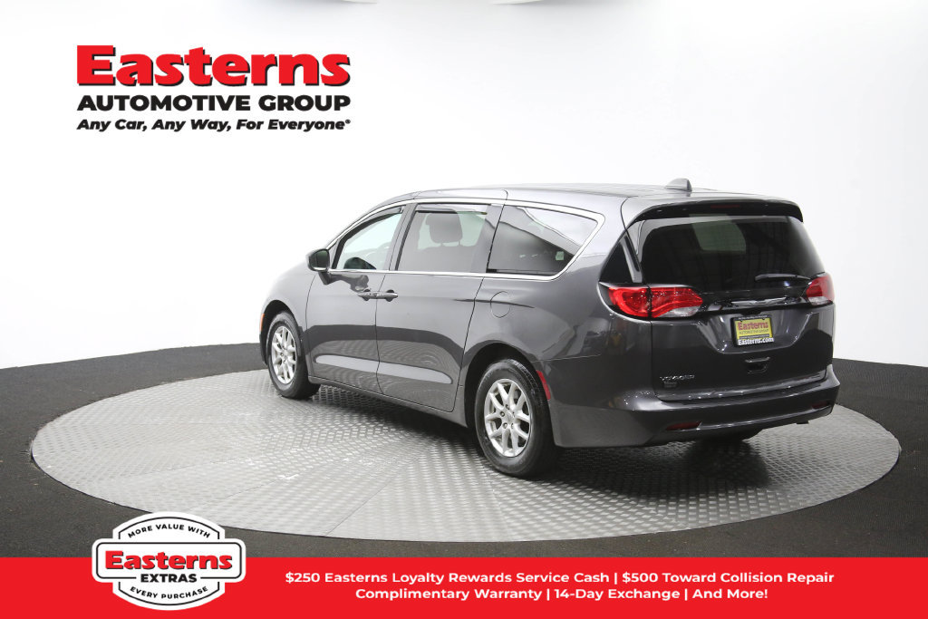 Used 2022 Chrysler Voyager LX FWD image 65