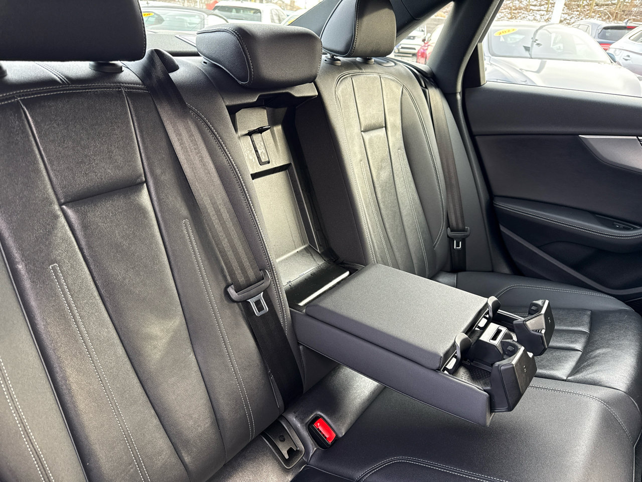 Used 2022 Audi A4 2.0T Premium Plus w/ Premium Plus Package image 29