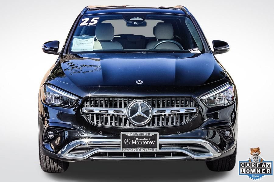 Used 2025 Mercedes-Benz GLA 250 4MATIC image 2