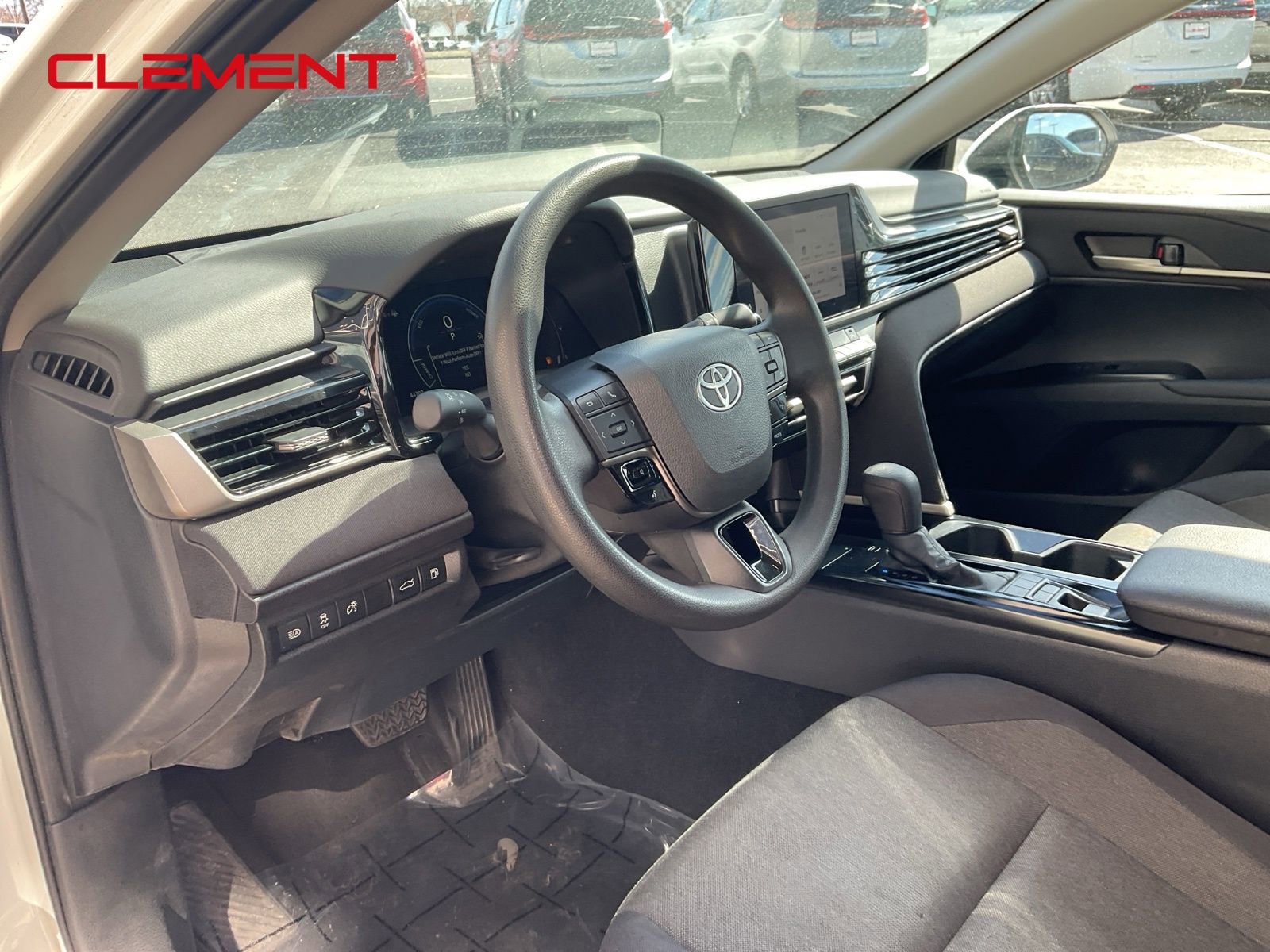 Used 2025 Toyota Camry LE image 19