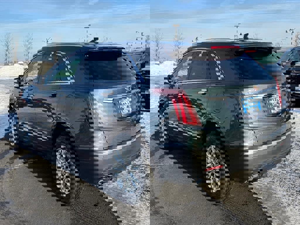 Used 2021 Cadillac XT5 Luxury image 3