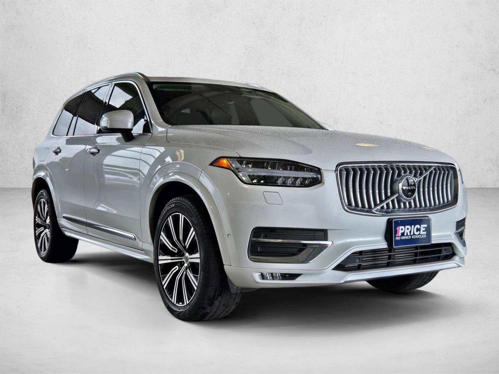 Used 2022 Volvo XC90 T6 Inscription w/ Lounge Package AWD/4WD image 3