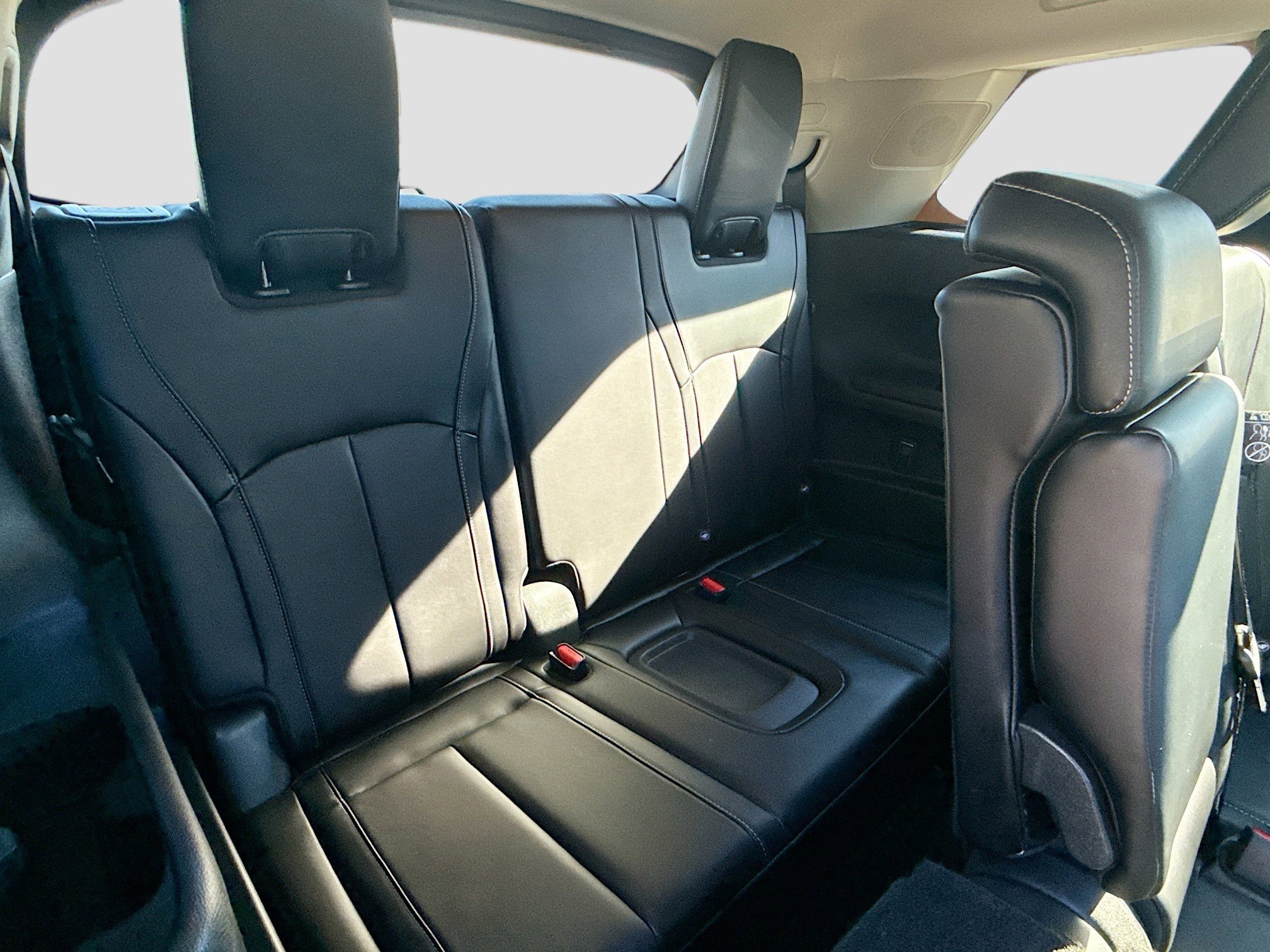 Used 2024 INFINITI QX60 Luxe image 30