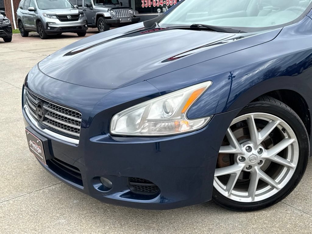 Used 2009 Nissan Maxima 3.5 SV w/ Sport Pkg FWD image 17